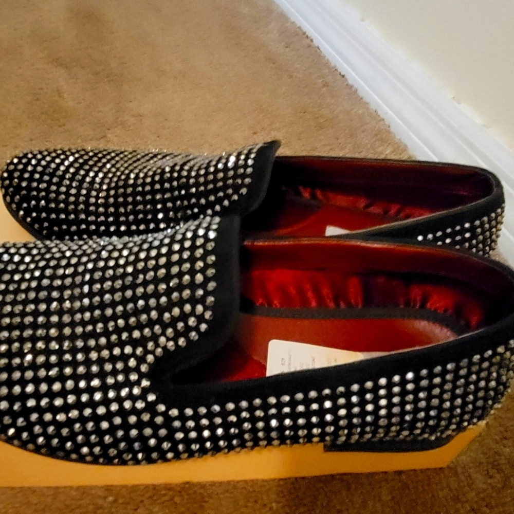 Dressing shoes
